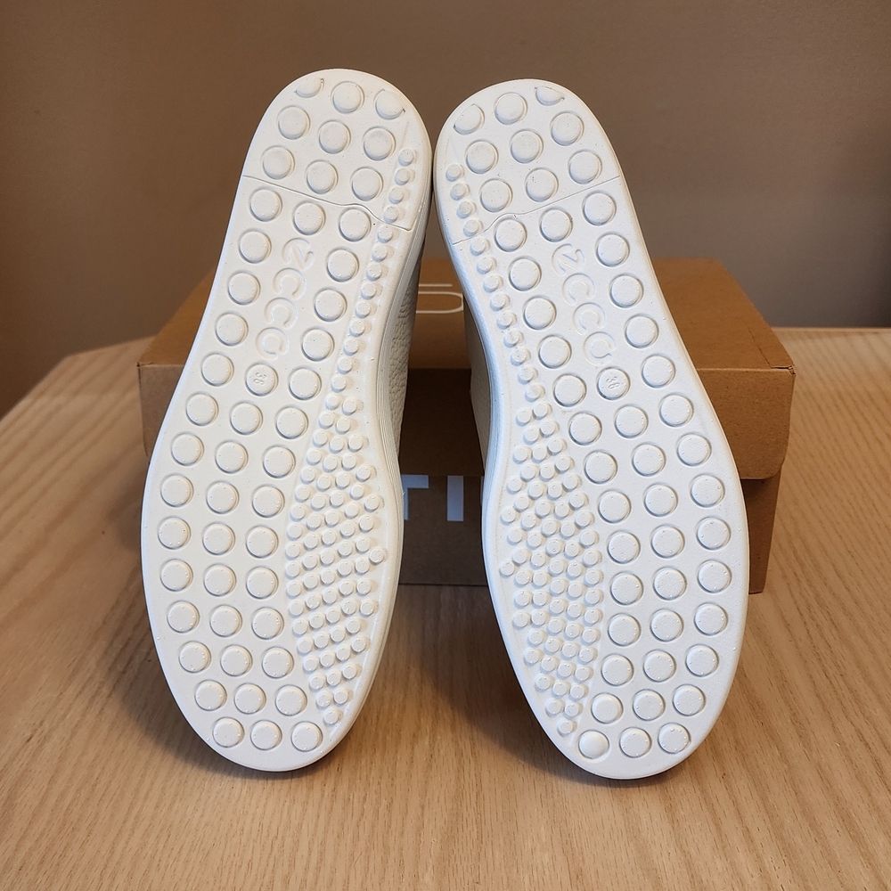 ECCO Soft 60 White Leather Sneakers - Picture 5 of 5